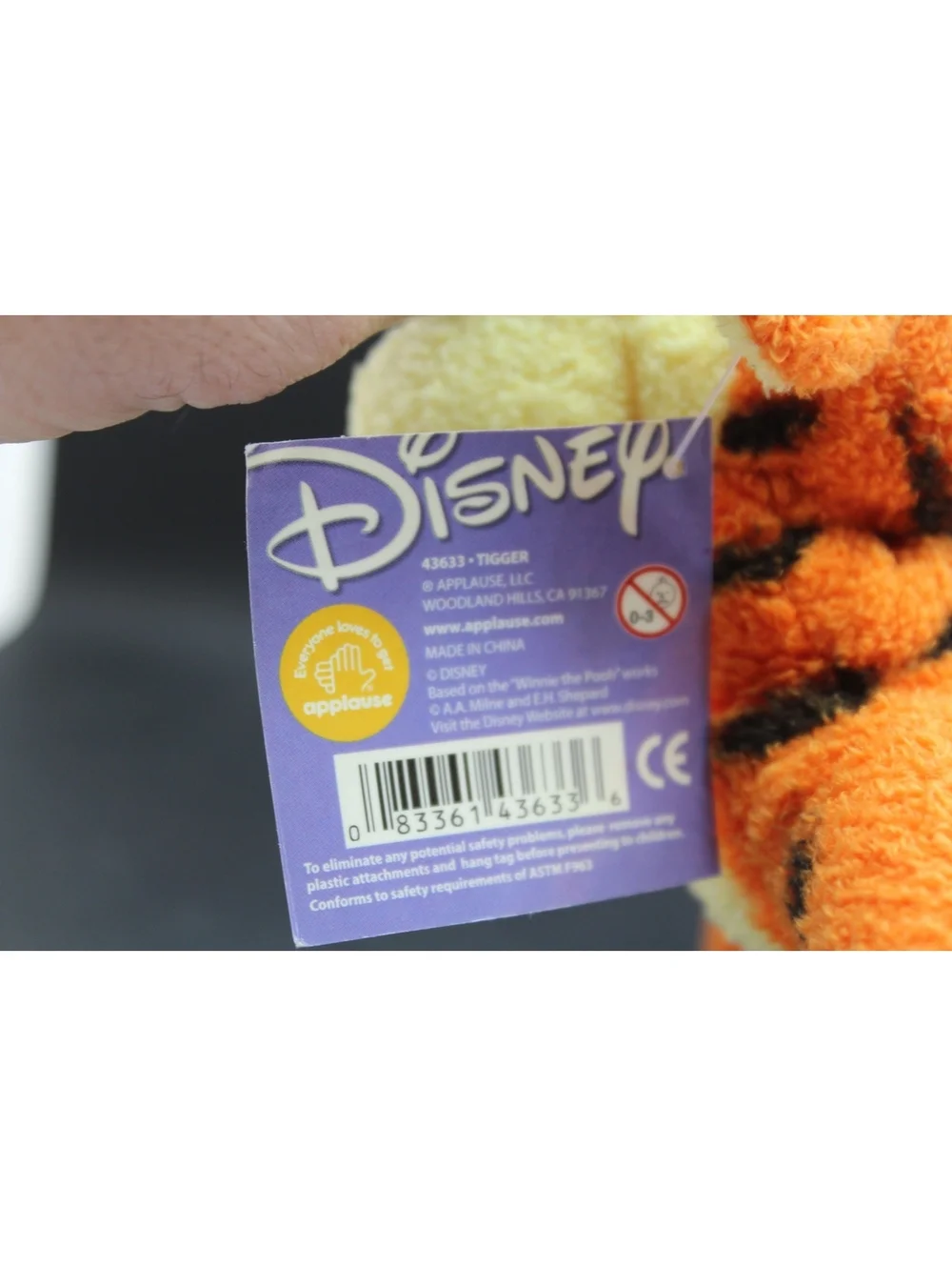 NWT VINTAGE Disney Applause Winnie The Pooh 43633 Tigger Bean Bag Plush Doll New